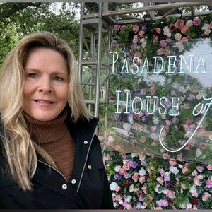 Meet your Posher, Lori